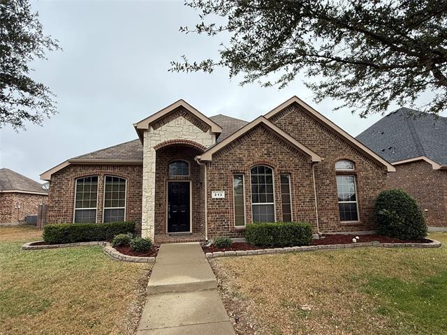 Building Photo - 213 Warbler Dr