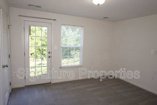 Building Photo - 35 Allegheny Dr