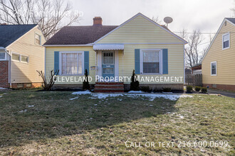 Building Photo - Cozy Lyndhurst Bungalow