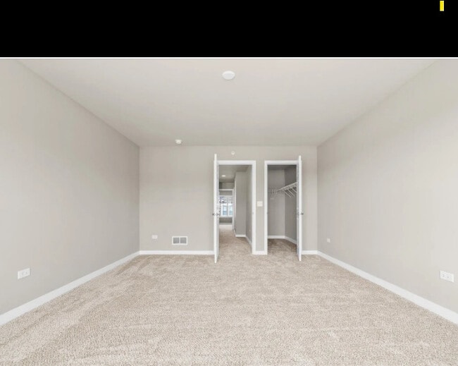 Building Photo - 711 Verandah Dr