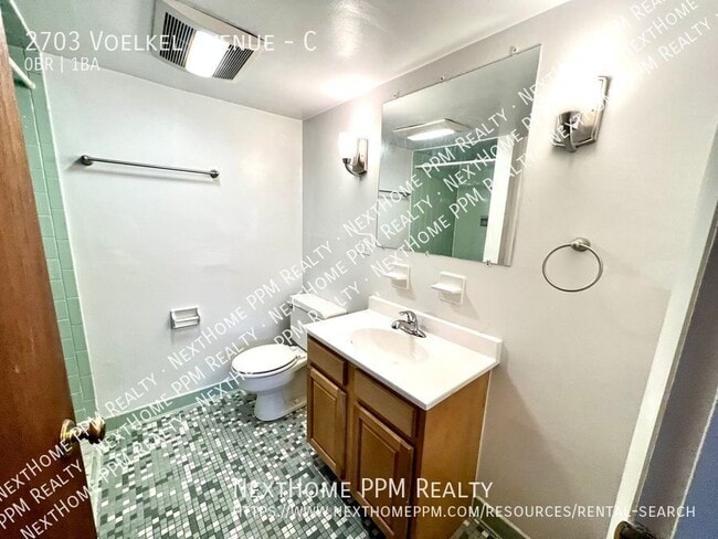 Building Photo - 2703 Voelkel Ave