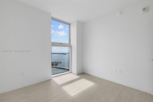 Building Photo - 77 SE 5th St