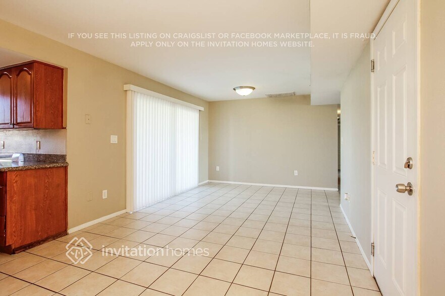 Building Photo - 3902 W Camino Acequia
