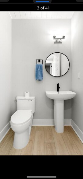 Hall bathroom - 4337 Saltwater Pearl Way