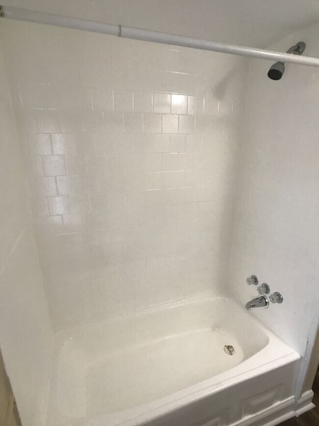 Building Photo - Limited-Time Move-In Special: No Deposit! Mobile Home in West Chatham with Fenced Yard