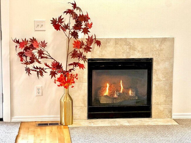 Building Photo - Spacious 4-Bedroom Home with Modern Comforts in Spanaway, WA