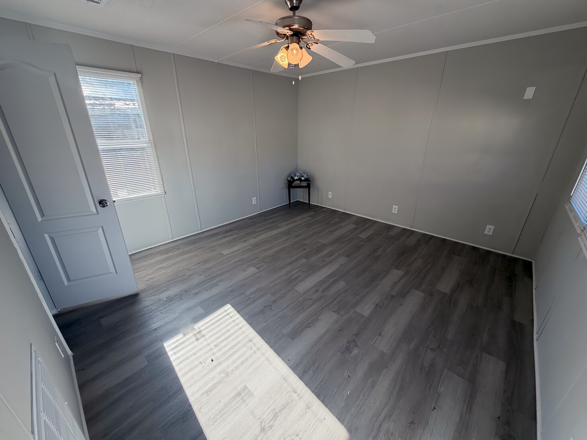 Building Photo - 110 N Michigan St