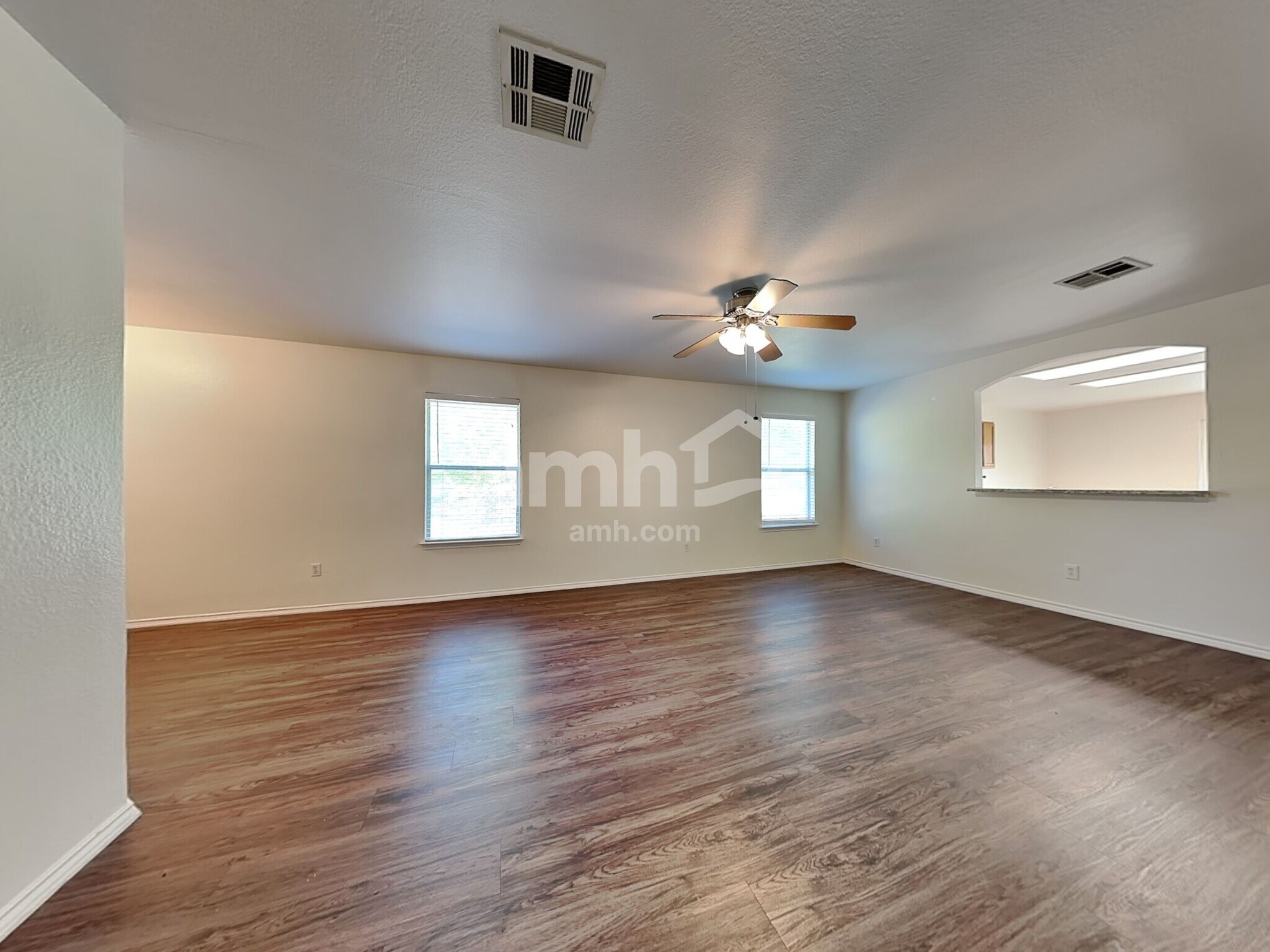 Building Photo - 161 Spring Branch Loop