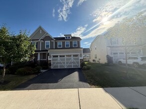 Building Photo - Stunning Luxury Twin Single-Family in Prestigious Atwater – 4BR, 3.5BA | Finished Basement with F...