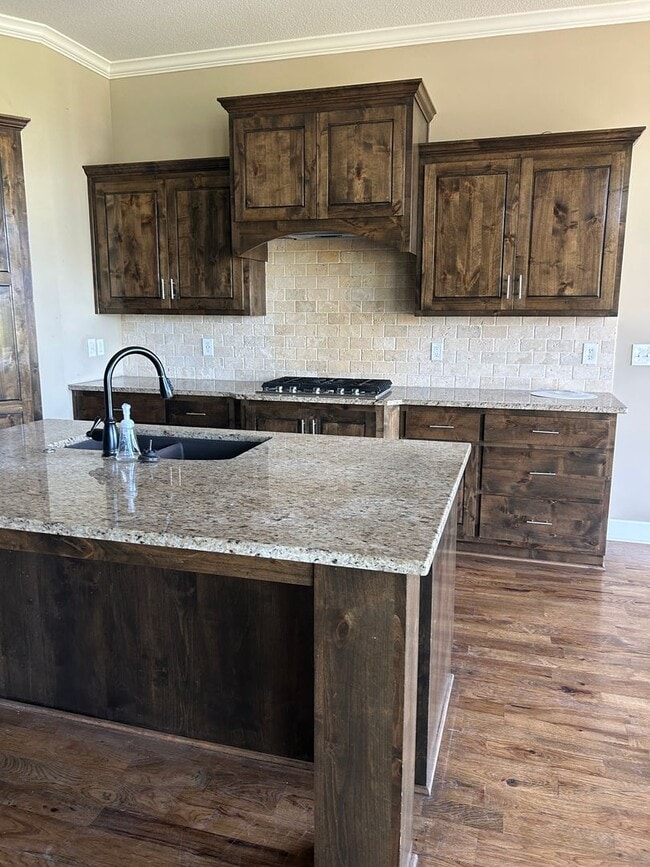 Building Photo - 4 bedroom house with a beautiful view!! **...