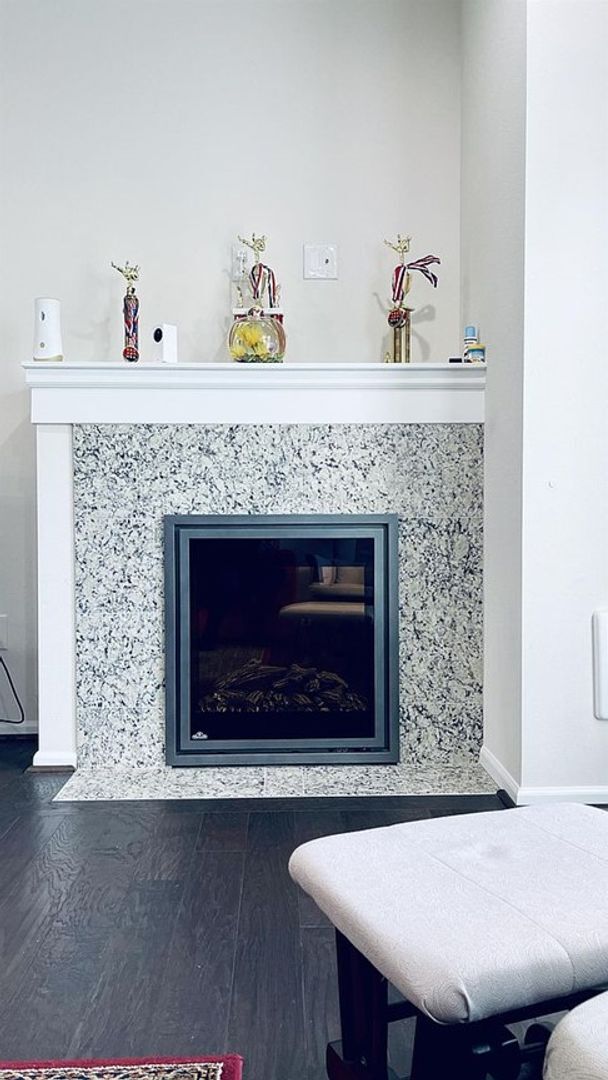 Building Photo - Highly sought-after townhome at Mill Creek Meadows with 2 Bed and 2.5 Bath