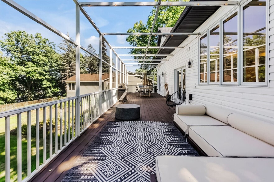 Building Photo - 4766 Kildare Rd