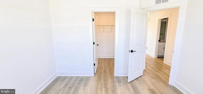 Building Photo - 1726 Blacksmith Wy