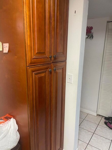 Building Photo - 770 Lori Dr