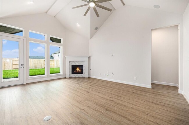 Building Photo - 3515 Lauriston Dr
