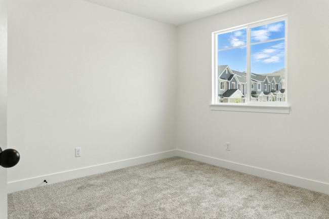 Building Photo - 2784 Blue Dawn Ln