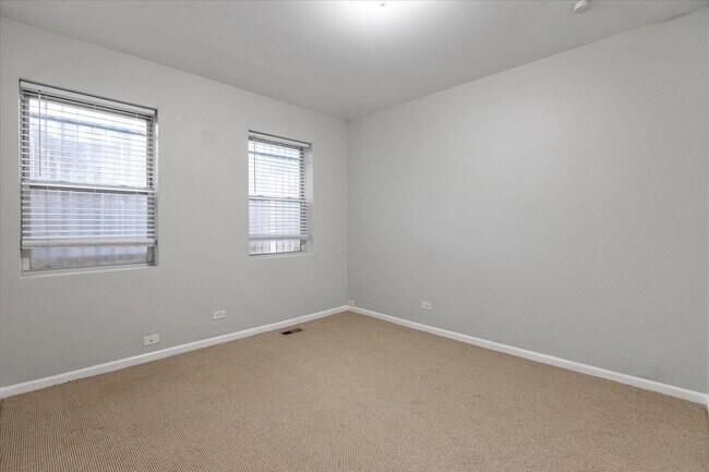 Building Photo - 2245 W Belden Ave
