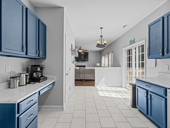 Building Photo - Shetland Farms