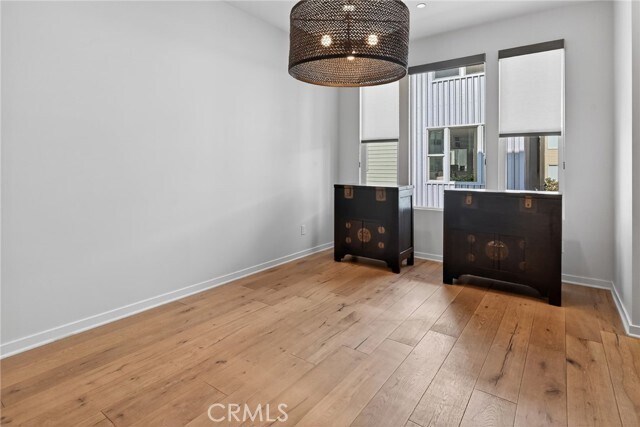 Building Photo - 1015 Somerton Dr