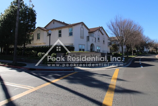Primary Photo - Newer 3bd/2.5ba North Natomas Condo with 2...