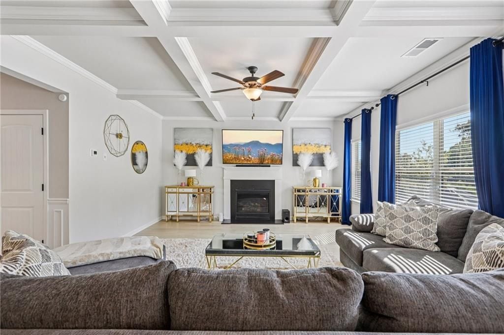 Building Photo - 4774 Sultana Way