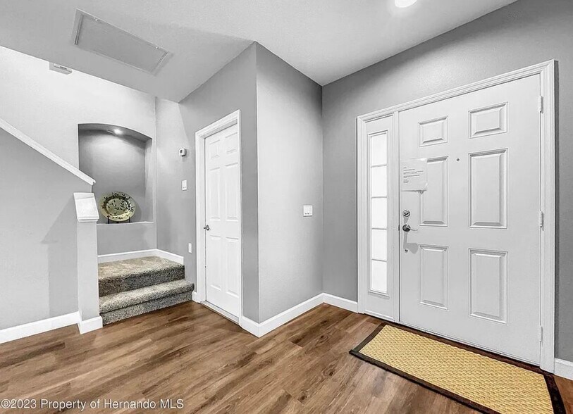 Building Photo - 9324 Southern Charm Cir