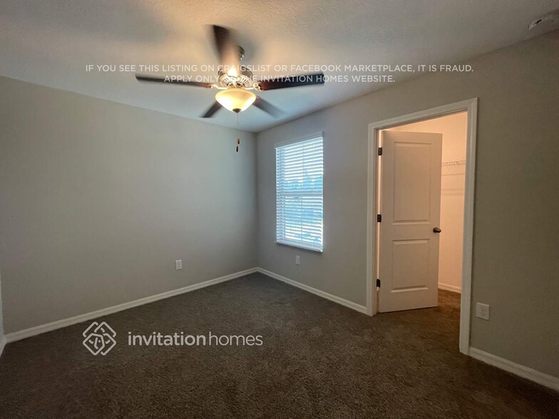 Building Photo - 7715 Silver Berry Ct