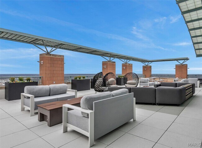 Building Photo - 8025 Maryland Ave