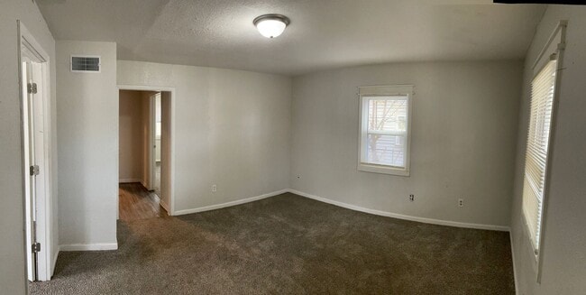 Building Photo - Charming 2-bedrom, 1-bath rental home in Wichita, KS