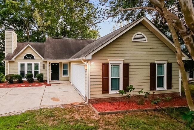 Building Photo - 7912 Trotter Rd