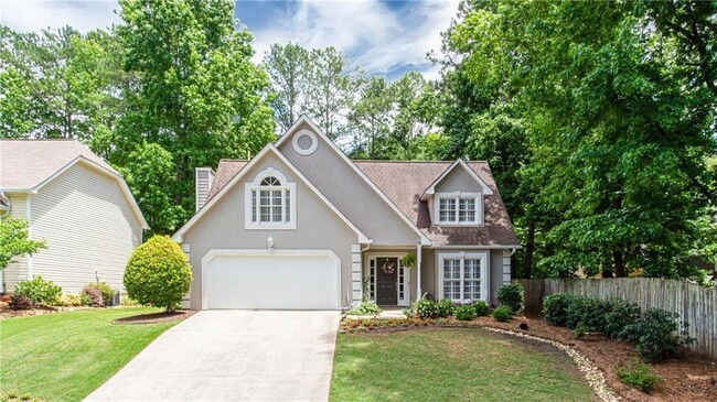 Building Photo - 8895 Club River Dr