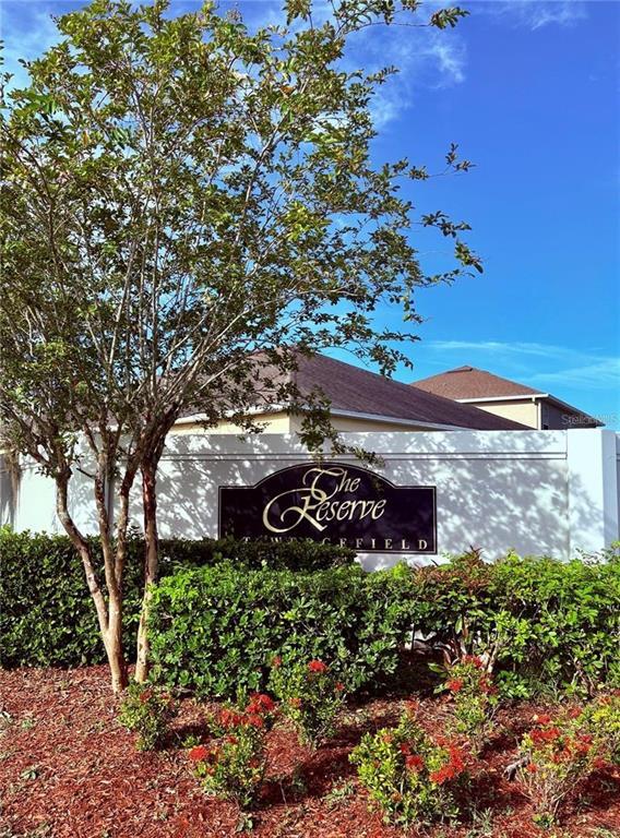 Building Photo - 2831 Village Pine Terrace