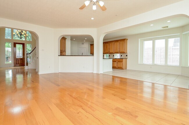 Building Photo - 12522 Aliso Bend Ln