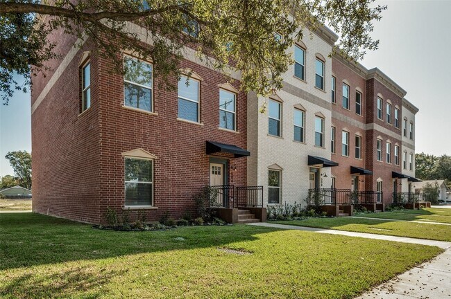 Building Photo - 504 S O Connor Rd