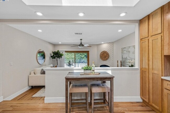 Building Photo - Updated Single-Story 4BR Home with Pool in Prime Pleasanton Valley Location