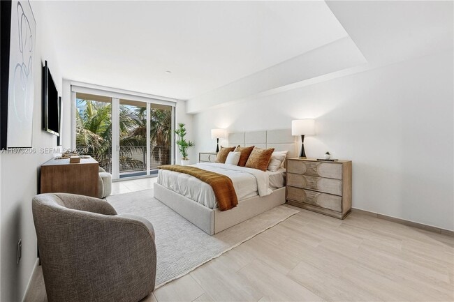 Building Photo - 10281 W Bay Harbor Dr