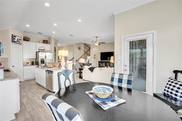 Building Photo - 16601 Lincoln Park Ln