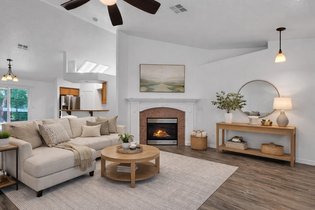 Building Photo - Single Family Home for Rent!