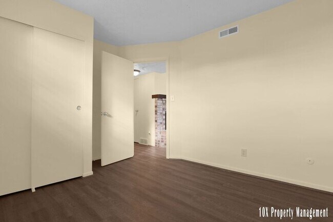 Building Photo - 1954-1956 Briceton Dr