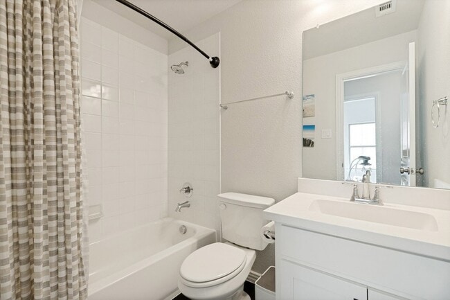 Building Photo - 4241 Mill Pond Dr