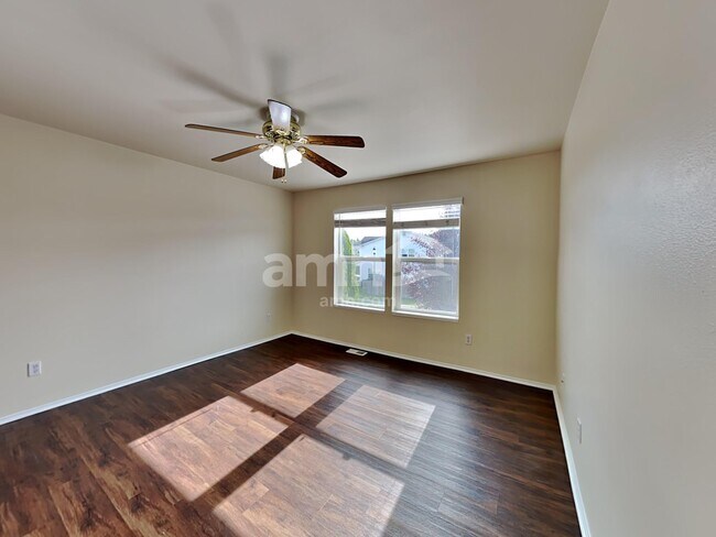 Building Photo - 18510 94th Ave E