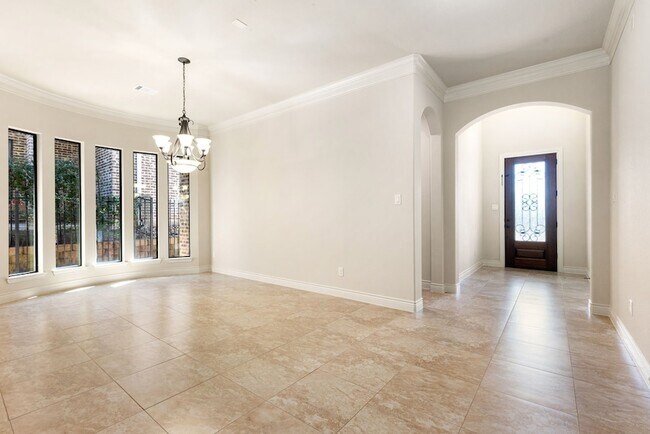 Building Photo - 32 Evangeline Blvd