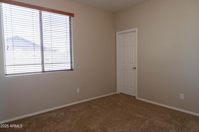 Building Photo - 6231 S Pearl Dr