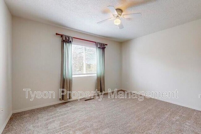 Building Photo - 7509 Cricket Hill Dr NE