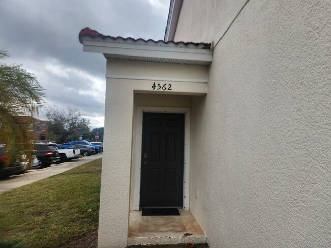 Building Photo - 4562 Corsa Ln
