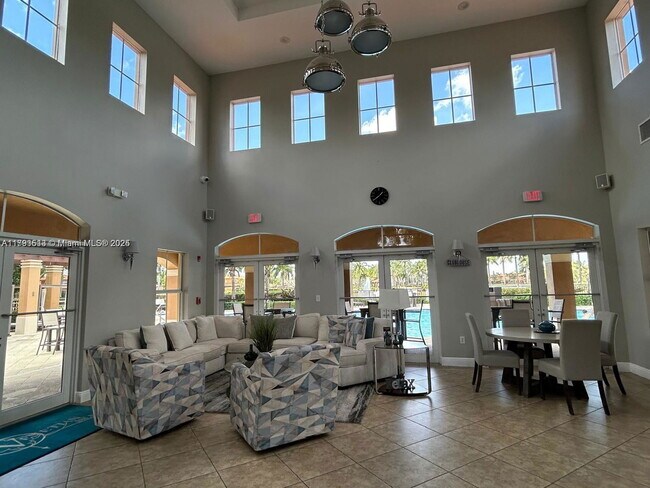 Building Photo - 3173 SW 153rd Pl