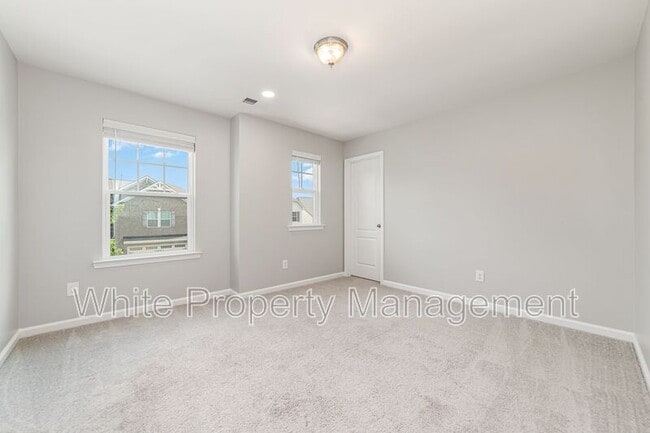 Building Photo - 757 Garrett Green Way