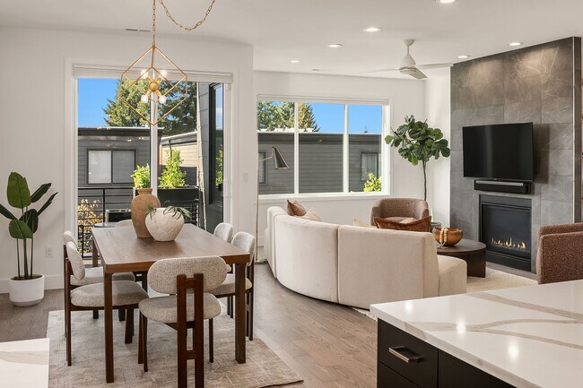 Building Photo - 4bd/3.25 Kirkland Home