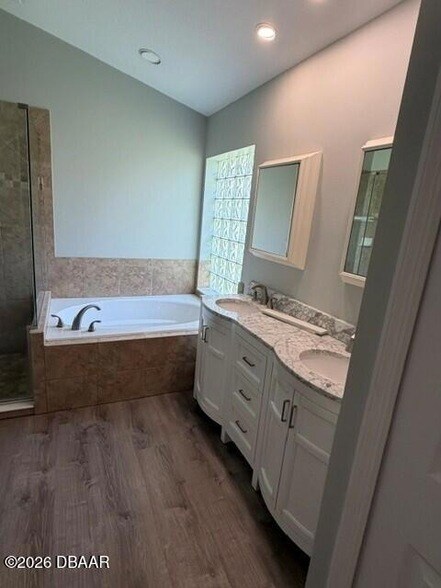Building Photo - 6807 Henno Ct