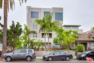Building Photo - 1018 2nd St